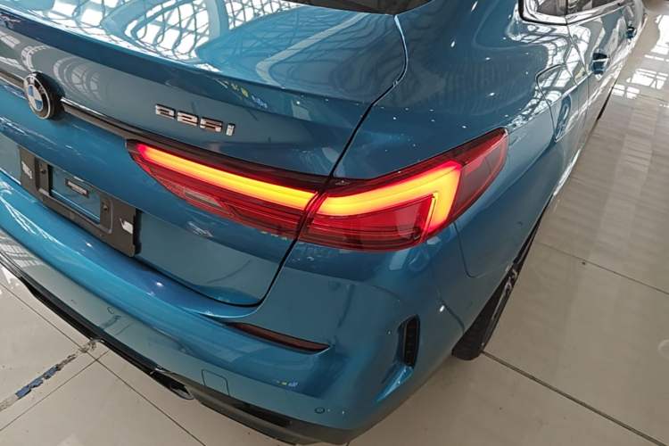 Used BMW 2 Series 2021 225i Four-Door Coupe M Sport Night Edition Right Rear Taillight