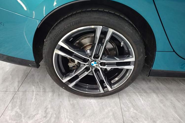 Used BMW 2 Series 2021 225i Four-Door Coupe M Sport Night Edition Right Rear Wheel Hub
