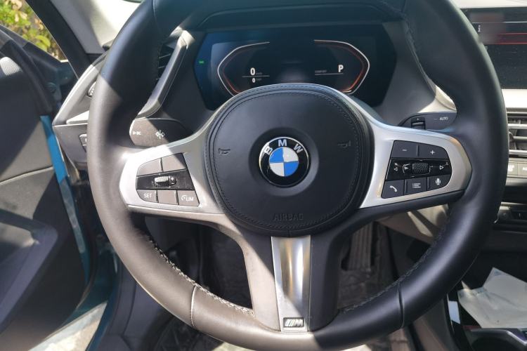 Used BMW 2 Series 2021 225i Four-Door Coupe M Sport Night Edition Steering Wheel
