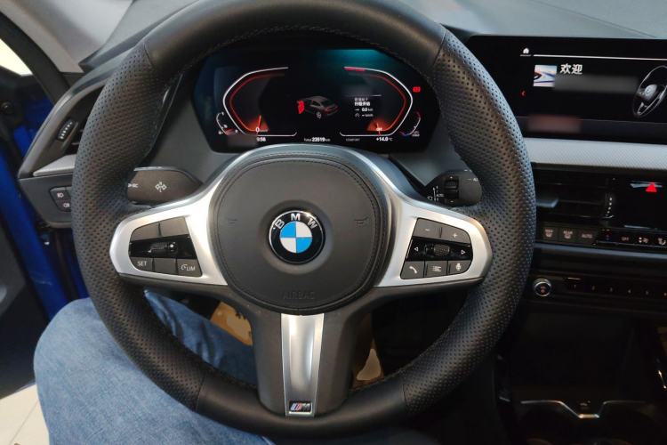 Used BMW 2 Series 2021 225i 4-Door Coupe M Sport Package Steering Wheel