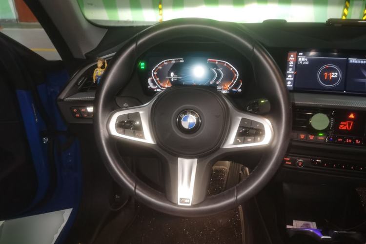 Used BMW 2 Series 2021 225i Four-Door Coupe M Sport Night Edition Steering Wheel