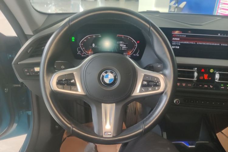 Used BMW 2 Series 2021 225i Four-Door Coupe M Sport Night Edition Steering Wheel