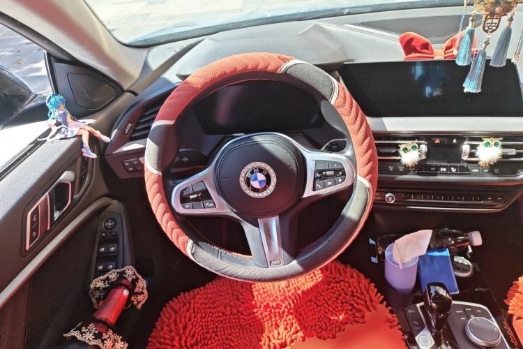 Used BMW 2 Series 2021 225i Four-Door Coupe M Sport Night Edition Steering Wheel