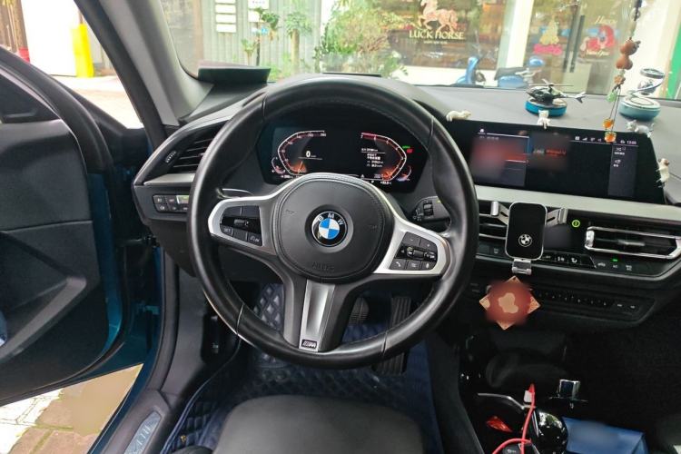 Used BMW 2 Series 2021 225i 4-Door Coupe M Sport Package Steering Wheel