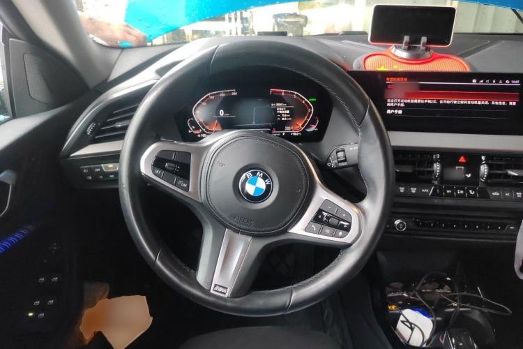 Used BMW 2 Series 2021 225i Four-Door Coupe M Sport Night Edition Steering Wheel