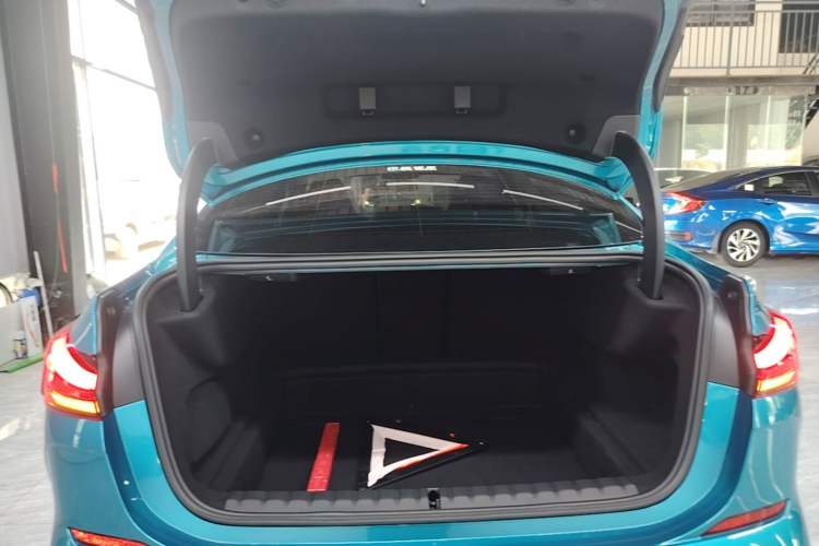 Used BMW 2 Series 2021 225i Four-Door Coupe M Sport Night Edition Trunk