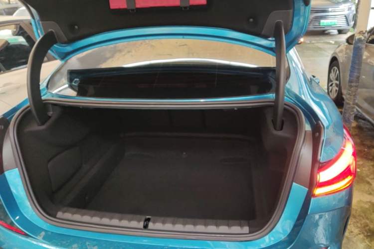 Used BMW 2 Series 2021 225i 4-Door Coupe M Sport Package Trunk