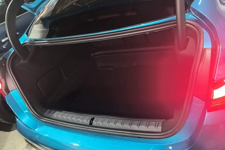 Used BMW 2 Series 2021 225i 4-Door Coupe M Sport Package Trunk