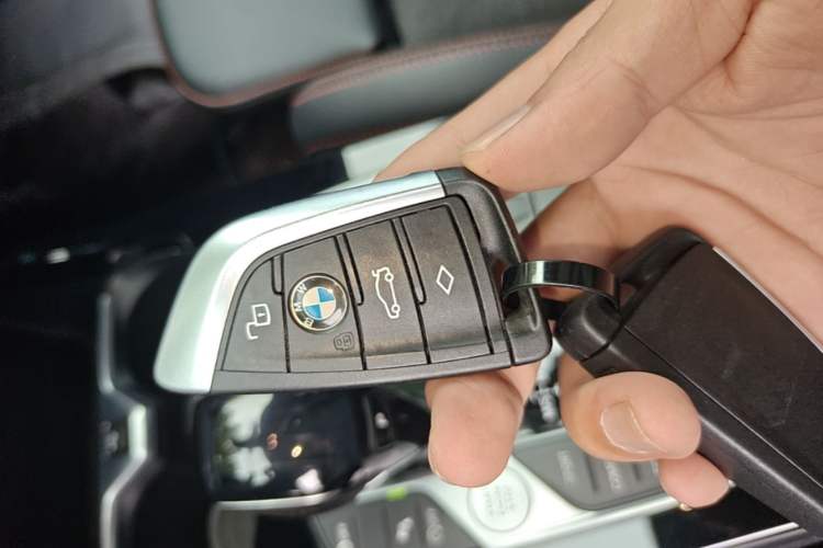 Used BMW 2 Series 2021 225i 4-Door Coupe M Sport Package Vehicle Key