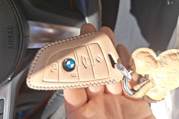 Used BMW 2 Series 2021 225i Four-Door Coupe M Sport Night Edition Vehicle Key
