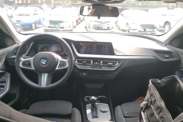 Used BMW 2 Series 2021 225i Four-Door Coupe M Sport Night Edition Center Console