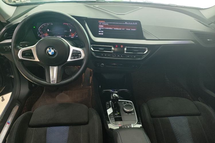 Used BMW 2 Series 2021 225i Four-Door Coupe M Sport Night Edition Center Console