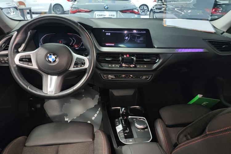 Used BMW 2 Series 2021 225i 4-Door Coupe M Sport Package Center Console
