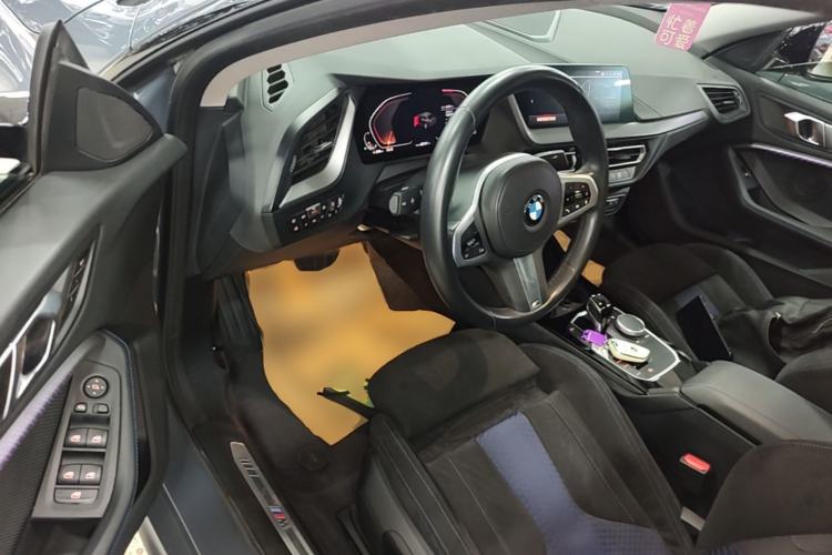 Used BMW 2 Series 2021 225i Four-Door Coupe M Sport Night Edition Driver Seat