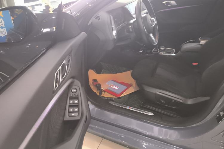 Used BMW 2 Series 2021 225i Four-Door Coupe M Sport Night Edition Driver Seat