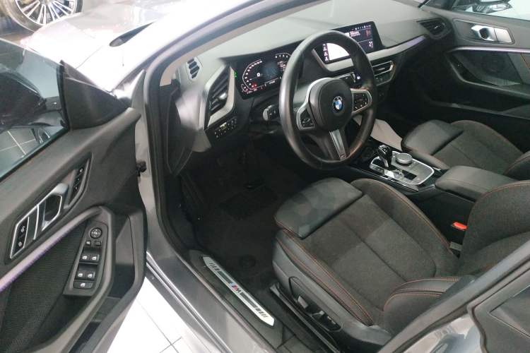 Used BMW 2 Series 2021 225i 4-Door Coupe M Sport Package Driver Seat
