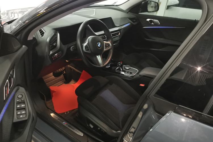 Used BMW 2 Series 2021 225i Four-Door Coupe M Sport Night Edition Driver Seat