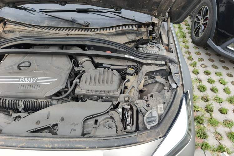 Used BMW 2 Series 2021 225i Four-Door Coupe M Sport Night Edition Engine Bay Left