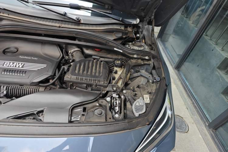 Used BMW 2 Series 2021 225i Four-Door Coupe M Sport Night Edition Engine Bay Left