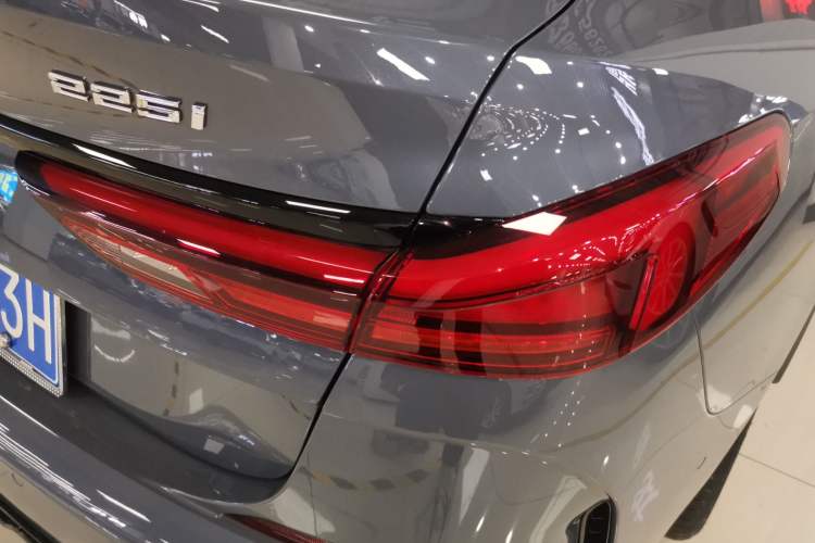 Used BMW 2 Series 2021 225i Four-Door Coupe M Sport Night Edition Exterior 3