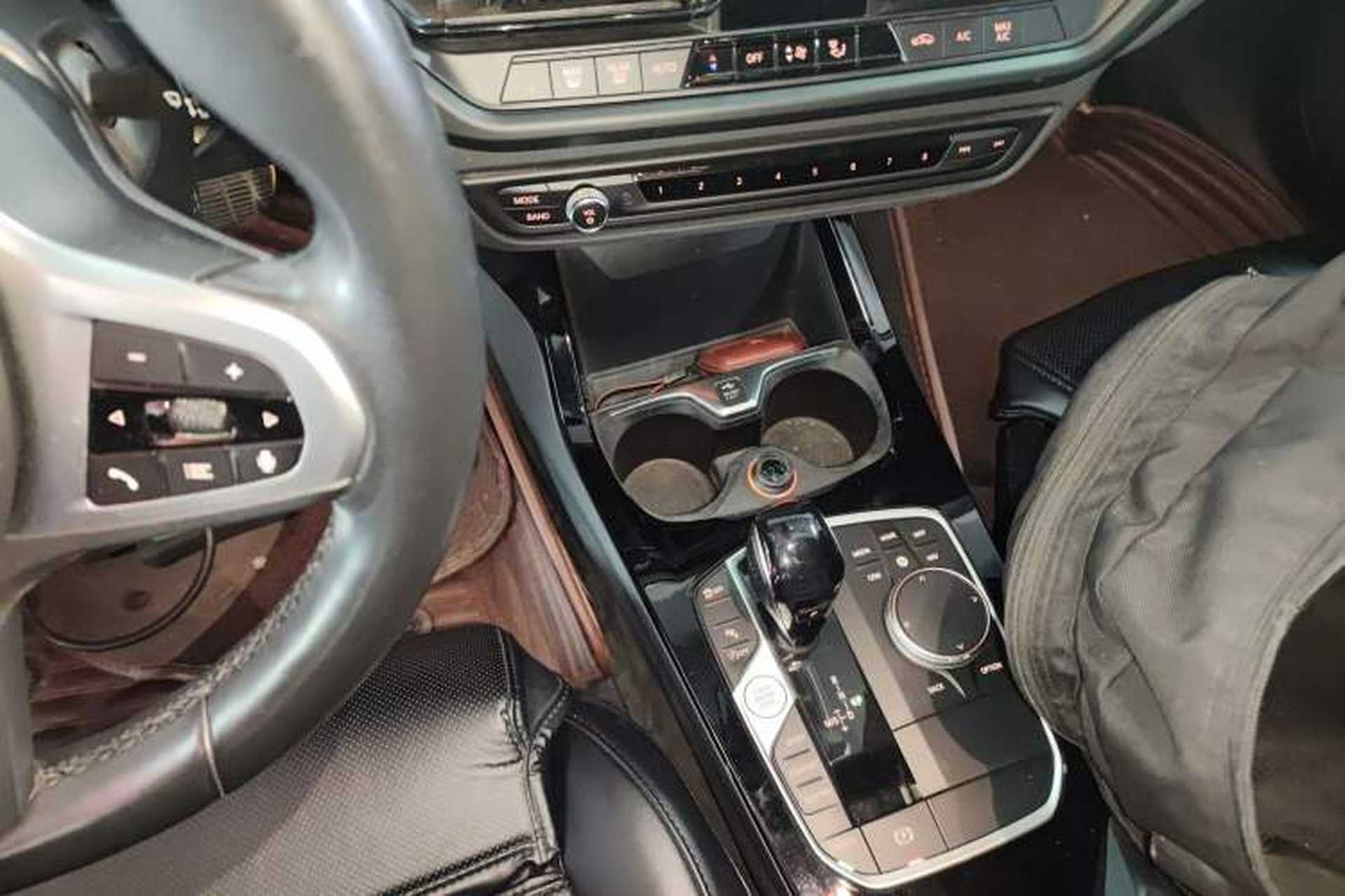 Used BMW 2 Series 2021 225i Four-Door Coupe M Sport Night Edition Gear Lever