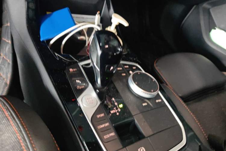 Used BMW 2 Series 2021 225i 4-Door Coupe M Sport Package Gear Lever