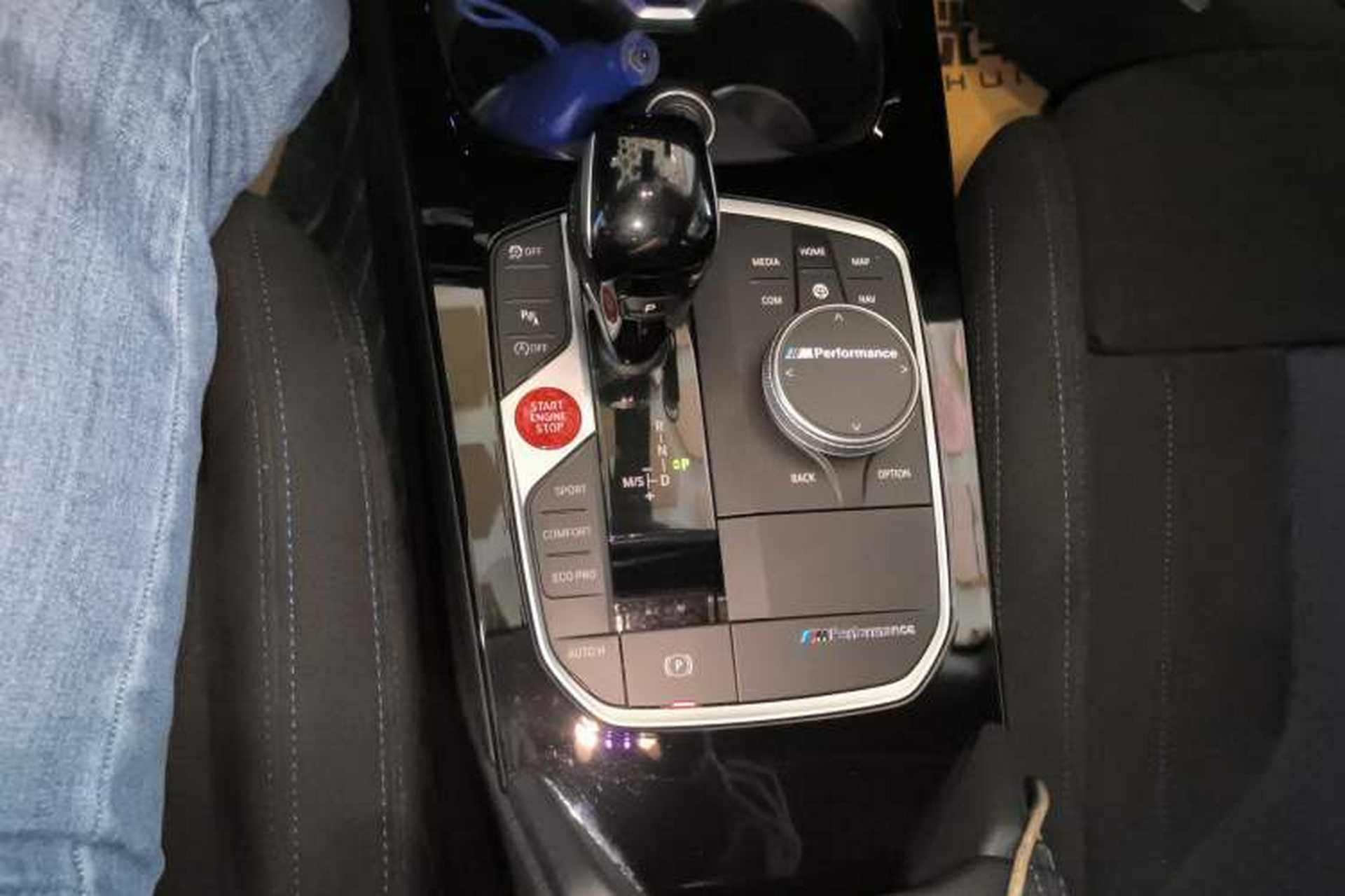 Used BMW 2 Series 2021 225i Four-Door Coupe M Sport Night Edition Gear Lever