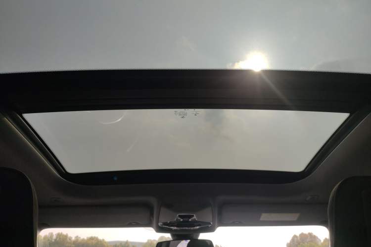 Used BMW 2 Series 2021 225i Four-Door Coupe M Sport Night Edition Headliner