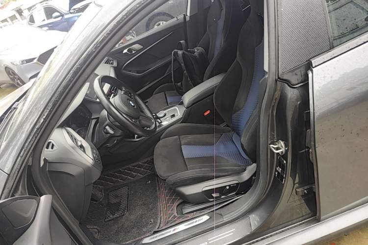Used BMW 2 Series 2021 225i 4-Door Coupe M Sport Package Left Front Seat