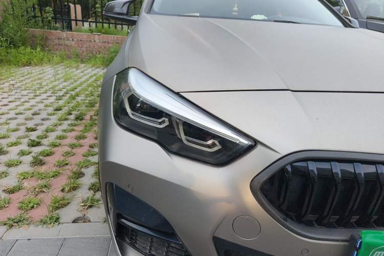 Used BMW 2 Series 2021 225i Four-Door Coupe M Sport Night Edition Right Front Headlight