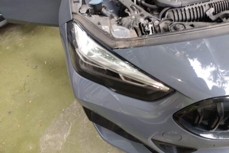 Used BMW 2 Series 2021 225i Four-Door Coupe M Sport Night Edition Right Front Headlight