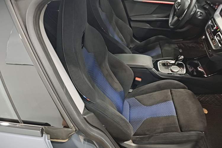 Used BMW 2 Series 2021 225i Four-Door Coupe M Sport Night Edition Right Front Seat
