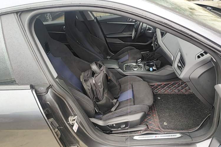 Used BMW 2 Series 2021 225i 4-Door Coupe M Sport Package Right Front Seat