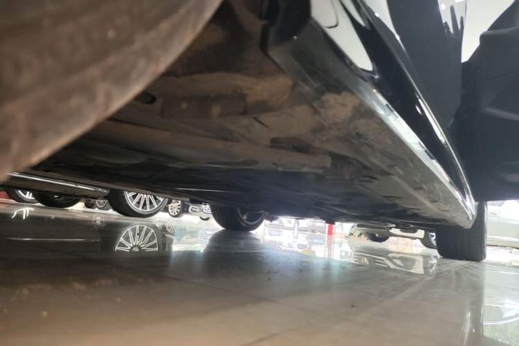 Used BMW 2 Series 2021 225i Four-Door Coupe M Sport Night Edition Right Side Sill