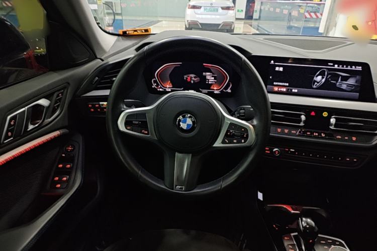 Used BMW 2 Series 2021 225i Four-Door Coupe M Sport Night Edition Steering Wheel