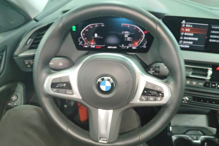 Used BMW 2 Series 2021 225i Four-Door Coupe M Sport Night Edition Steering Wheel