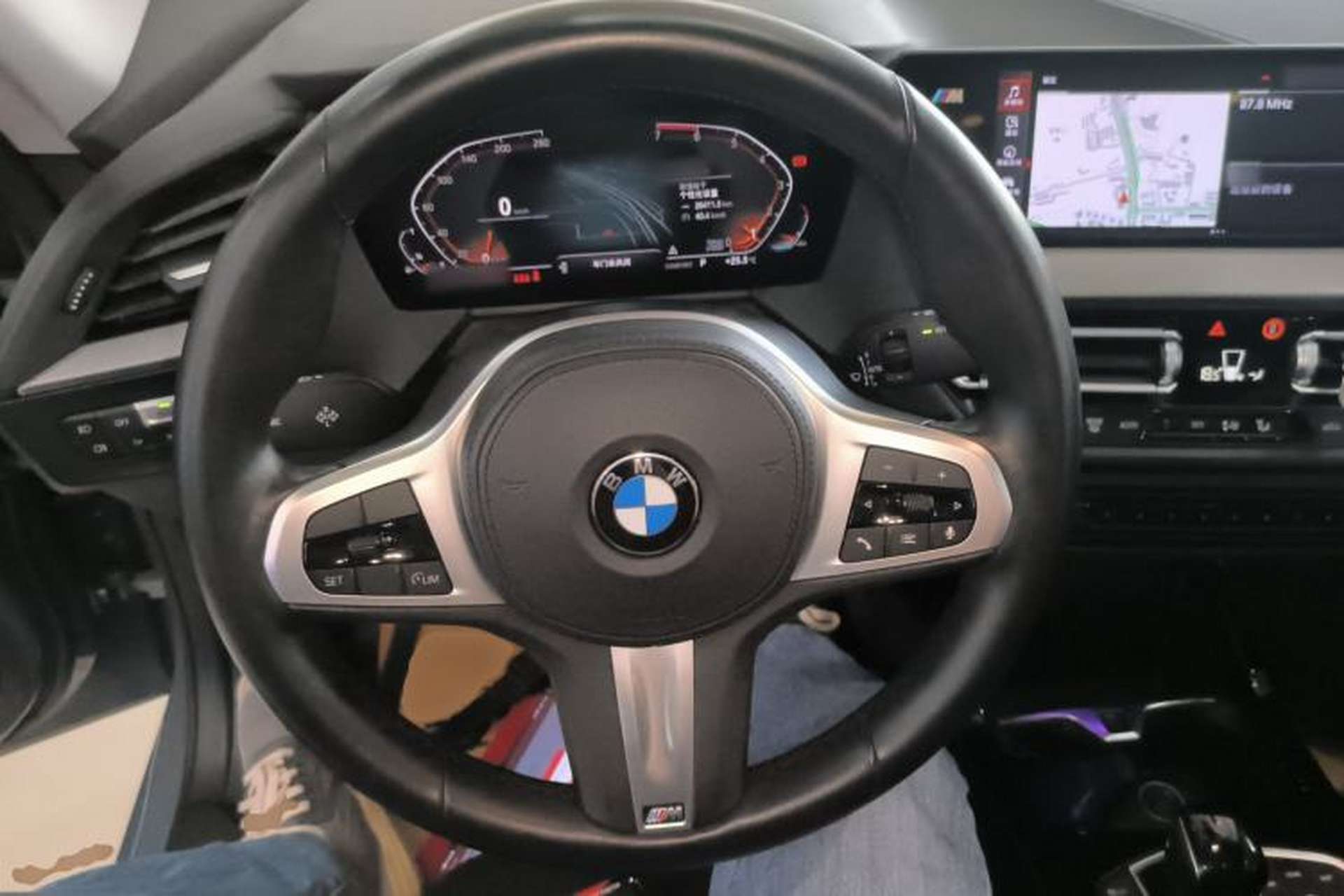 Used BMW 2 Series 2021 225i Four-Door Coupe M Sport Night Edition Steering Wheel