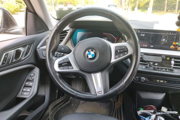 Used BMW 2 Series 2021 225i 4-Door Coupe M Sport Package Steering Wheel