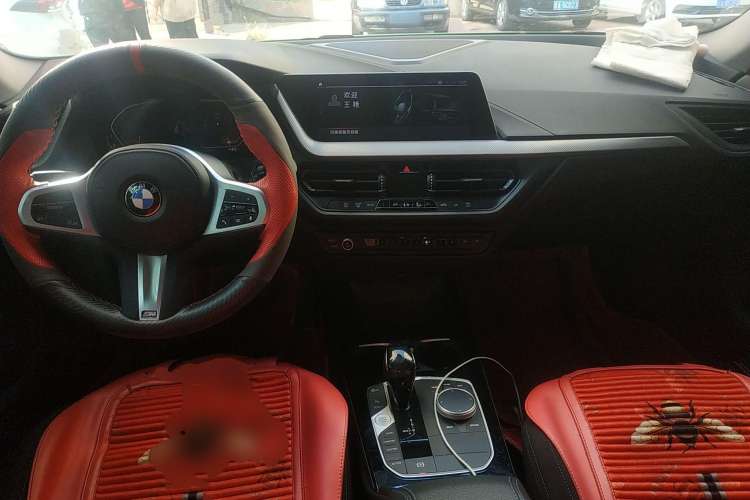 Used BMW 2 Series 2021 225i 4-Door Coupe M Sport Package Center Console