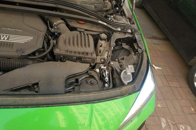 Used BMW 2 Series 2021 225i 4-Door Coupe M Sport Package Engine Bay Left