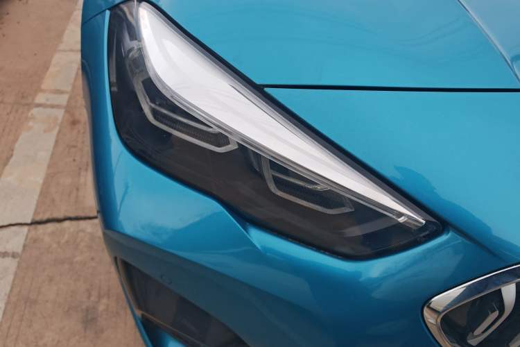 Used BMW 2 Series 2021 225i 4-Door Coupe M Sport Package Right Front Headlight
