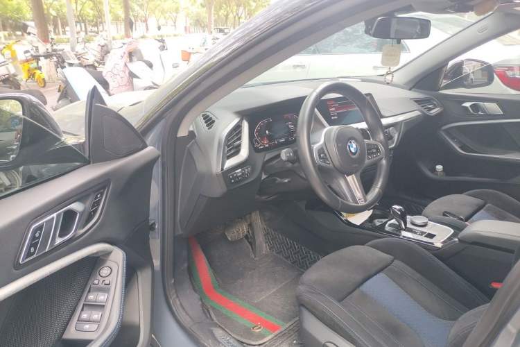 Used BMW 2 Series 2021 225i Four-Door Coupe M Sport Night Edition Driver Seat