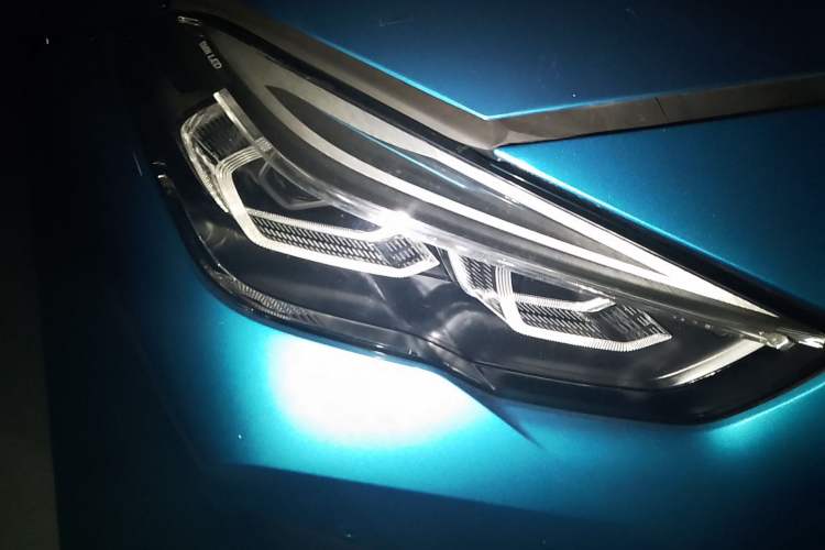 Used BMW 2 Series 2021 225i 4-Door Coupe M Sport Package Right Front Headlight