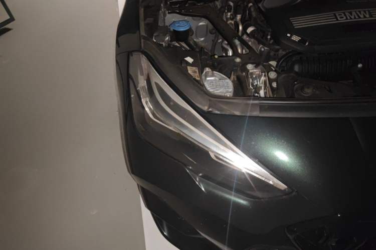 Used BMW 2 Series 2021 225i Four-Door Coupe M Sport Night Edition Right Front Headlight