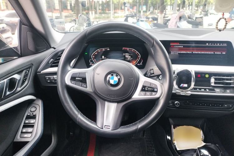 Used BMW 2 Series 2021 225i Four-Door Coupe M Sport Night Edition Steering Wheel