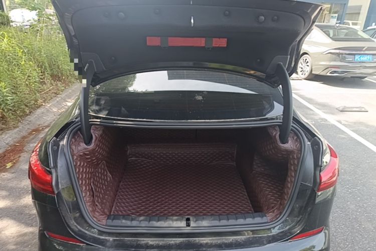 Used BMW 2 Series 2021 225i Four-Door Coupe M Sport Night Edition Trunk