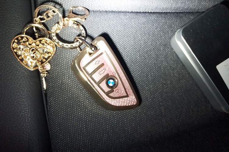 Used BMW 2 Series 2021 225i 4-Door Coupe M Sport Package Vehicle Key