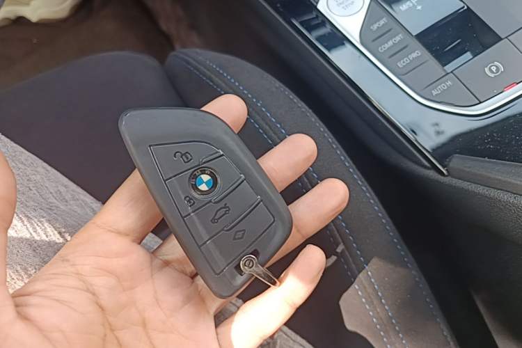 Used BMW 2 Series 2021 225i Four-Door Coupe M Sport Night Edition Vehicle Key