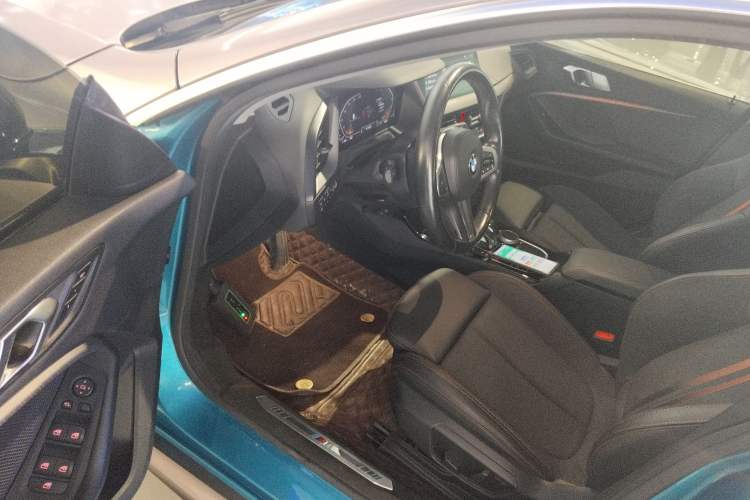 Used BMW 2 Series 2021 225i 4-Door Coupe M Sport Package Driver Seat