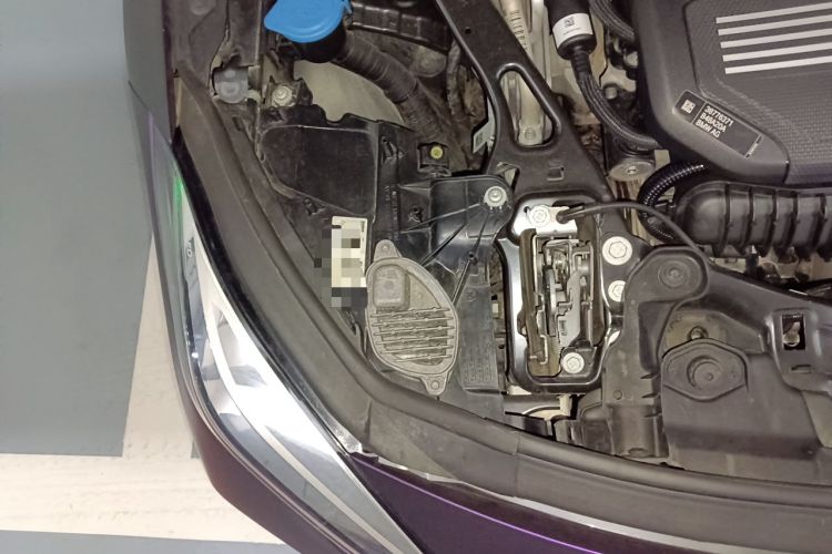 Used BMW 2 Series 2021 225i Four-Door Coupe M Sport Night Edition Engine Bay Right